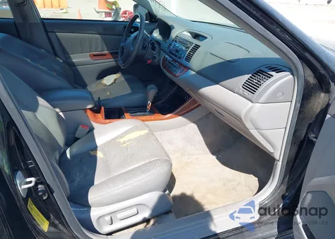 2003 Toyota Camry Xle V6 из США, поврежденный, VIN 4T1BF30K03U045748